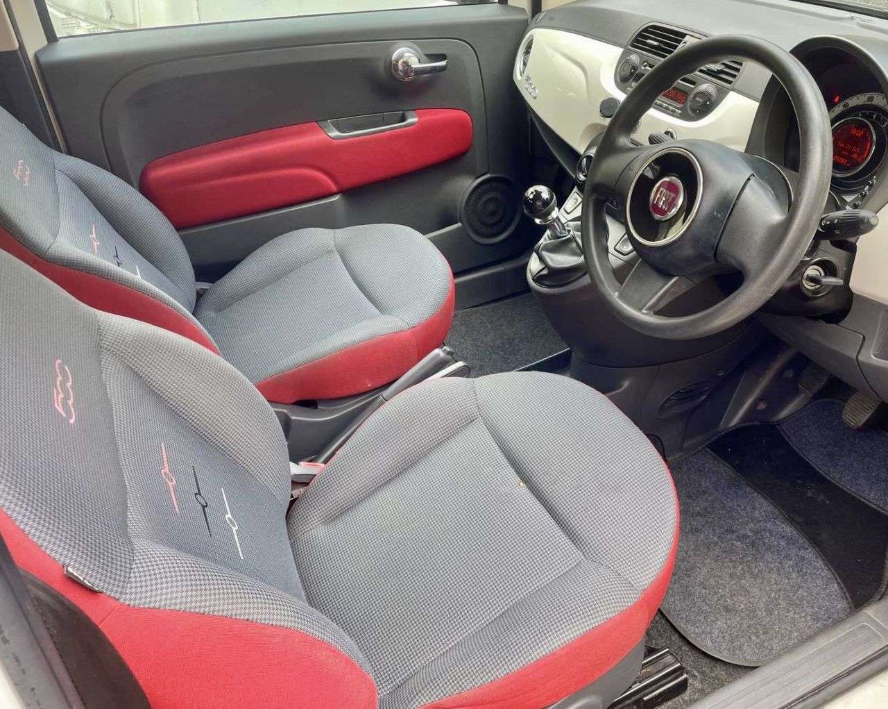 2014 FIAT 500 2014 FIAT 500
