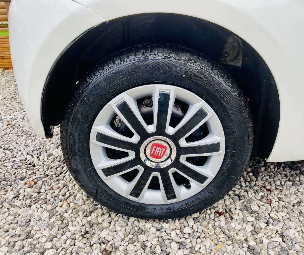 2014 FIAT 500 2014 FIAT 500