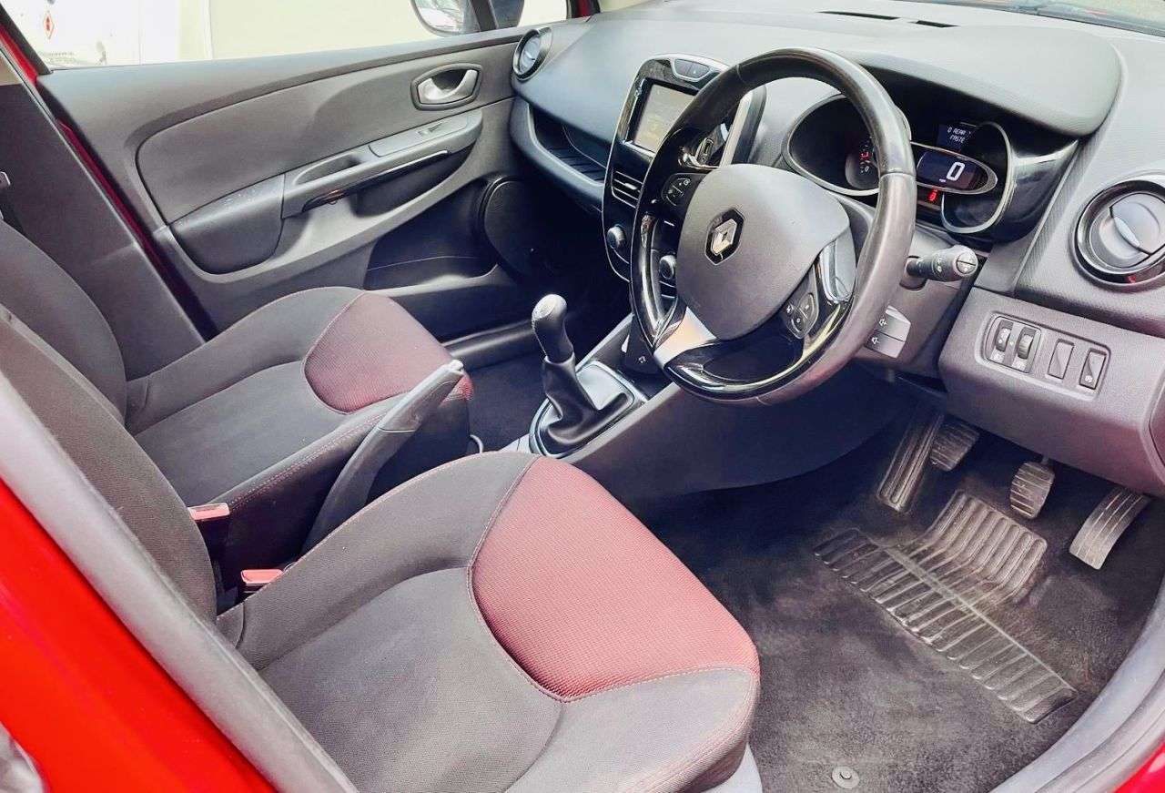 2016 RENAULT CLIO 2016 RENAULT CLIO