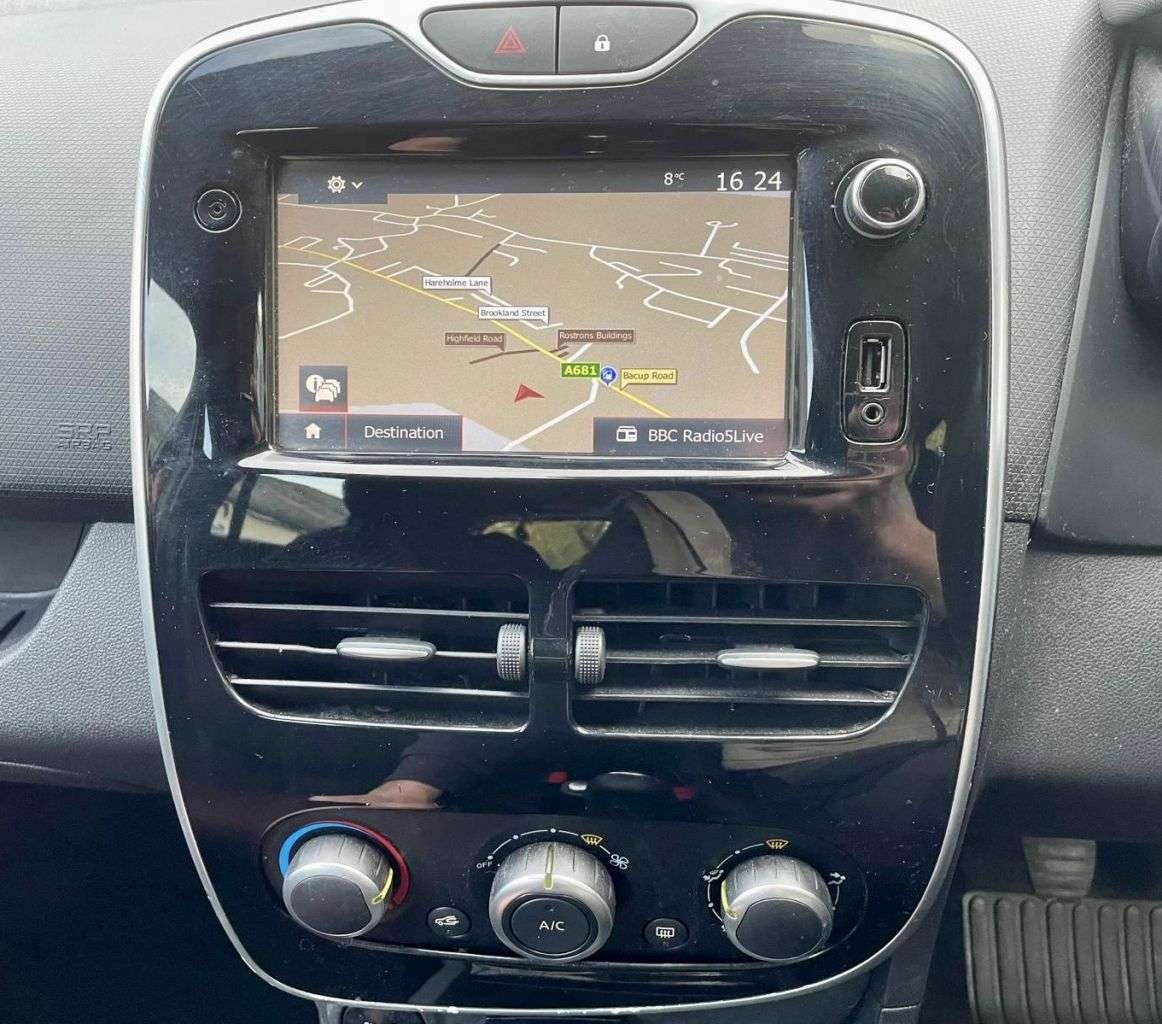 2016 RENAULT CLIO 2016 RENAULT CLIO