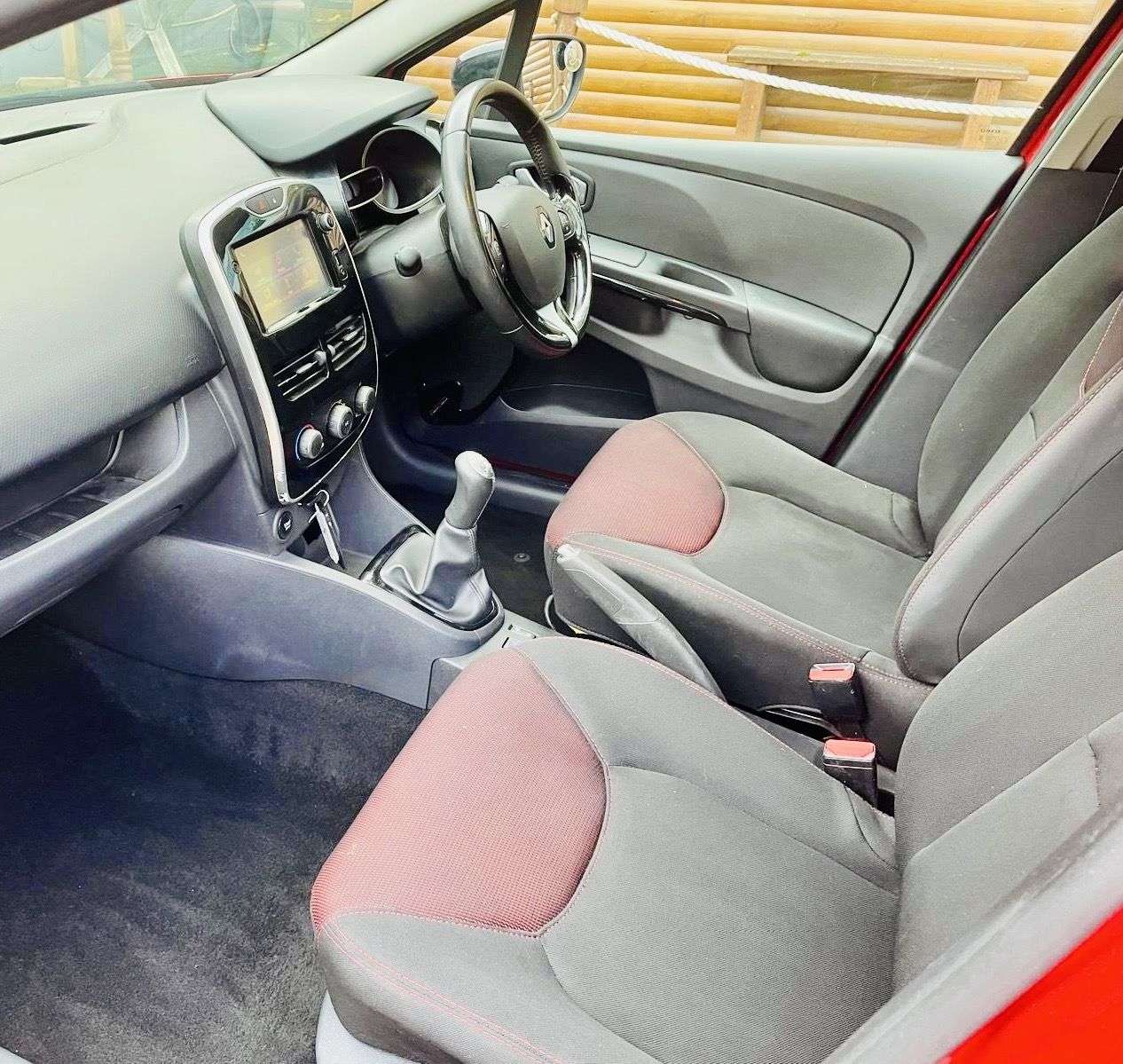 2016 RENAULT CLIO 2016 RENAULT CLIO