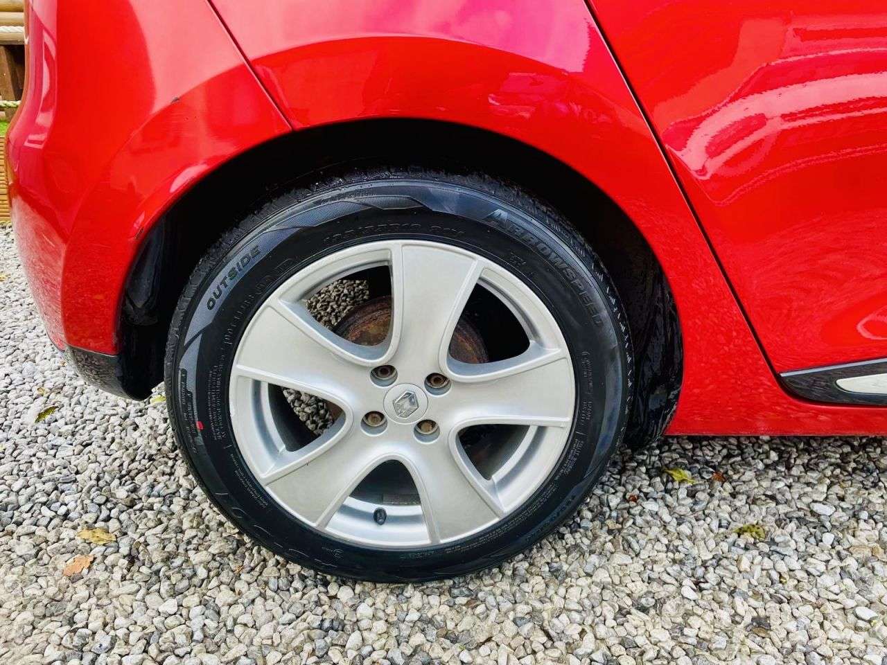 2016 RENAULT CLIO 2016 RENAULT CLIO