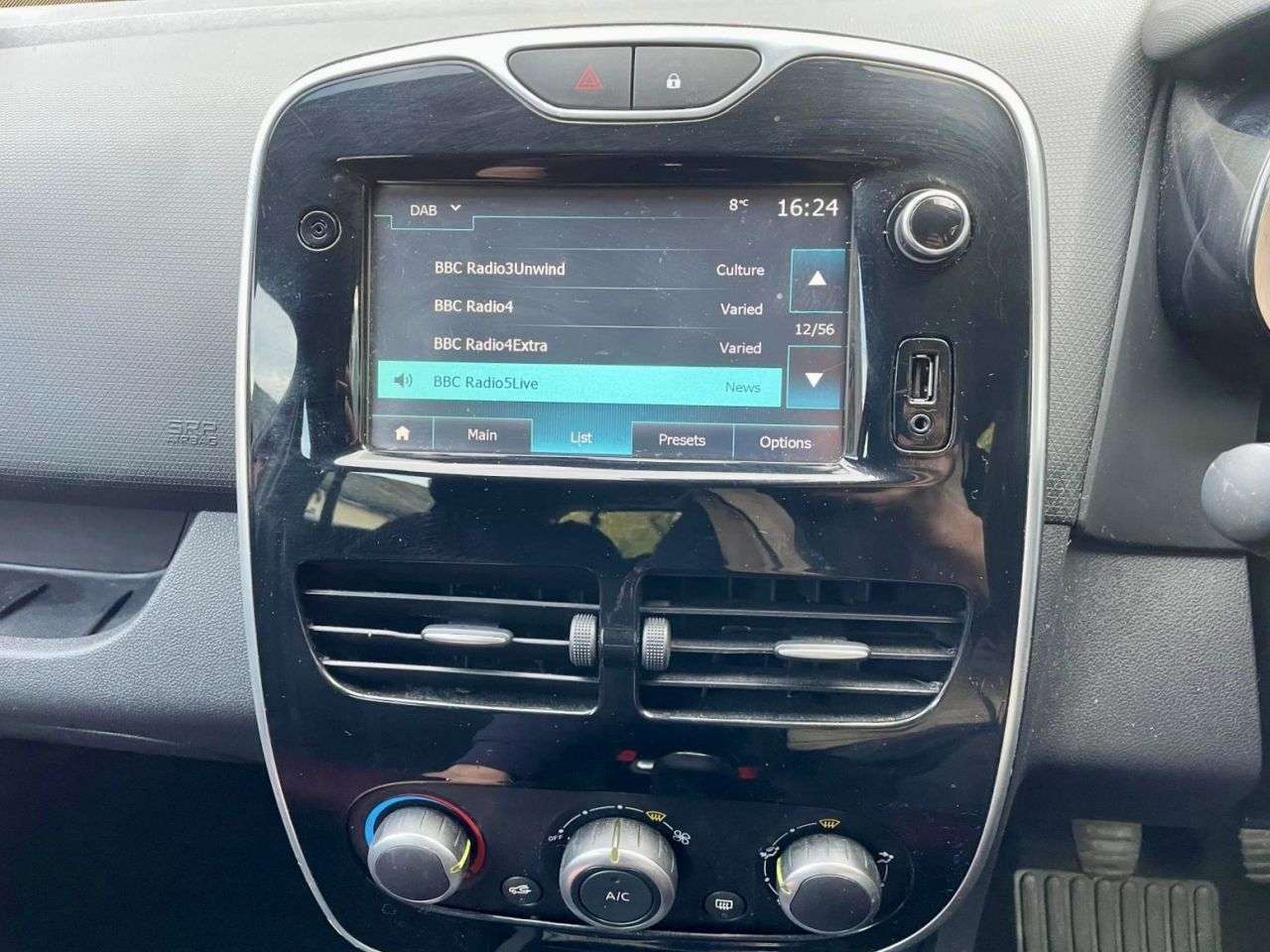 2016 RENAULT CLIO 2016 RENAULT CLIO