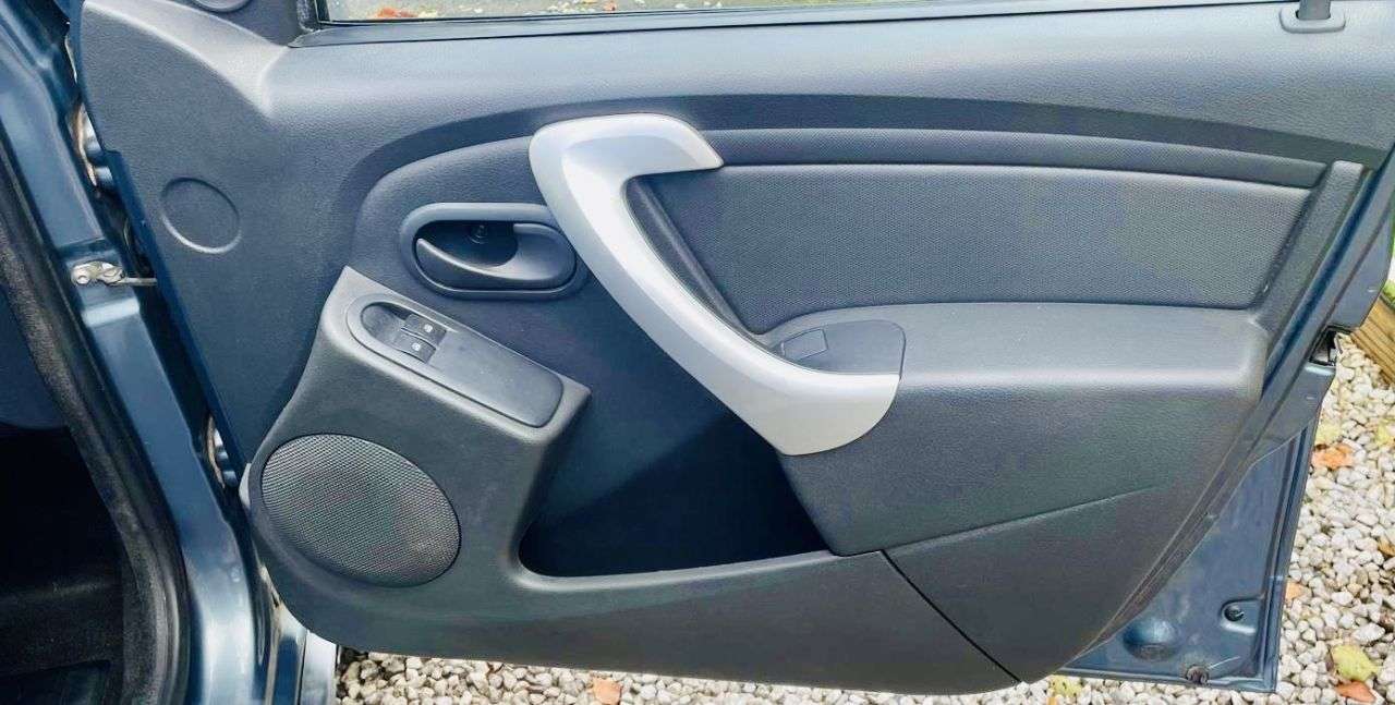 2013 DACIA DUSTER 2013 DACIA DUSTER