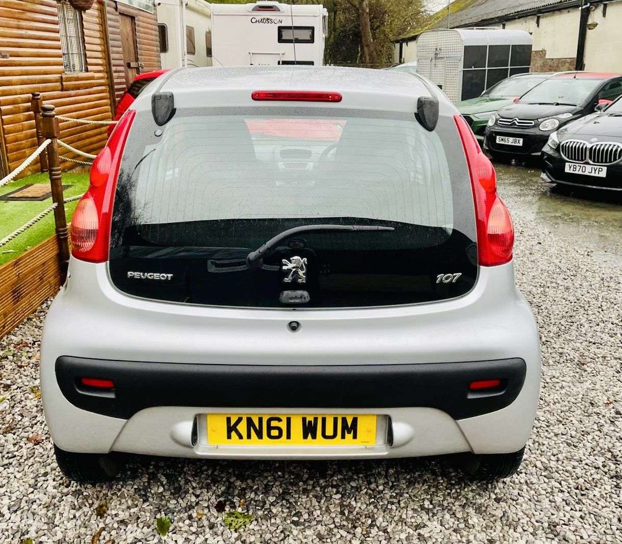 2011 PEUGEOT 107 2011 PEUGEOT 107