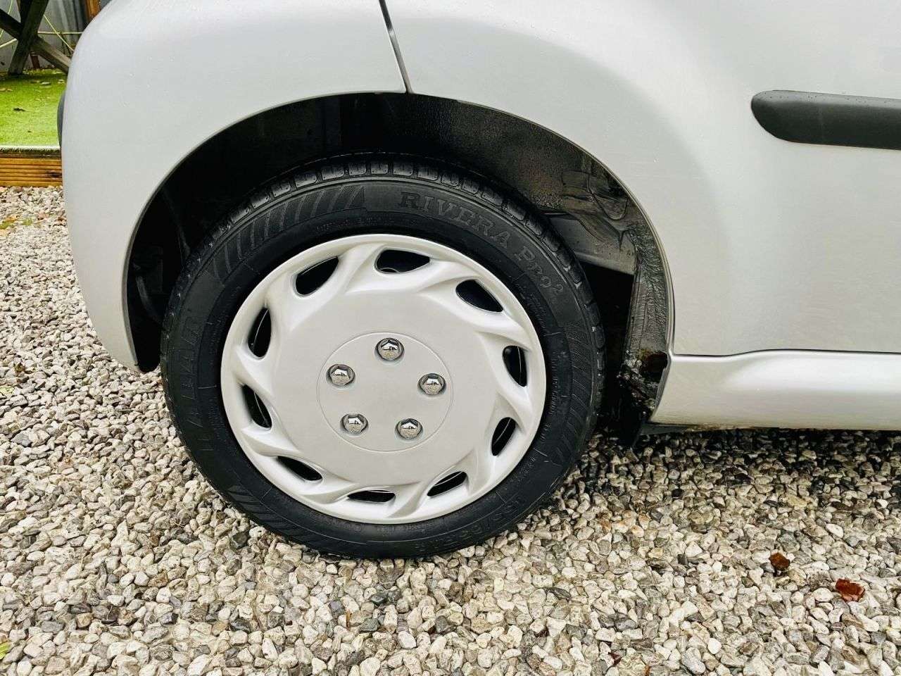 2011 PEUGEOT 107 2011 PEUGEOT 107