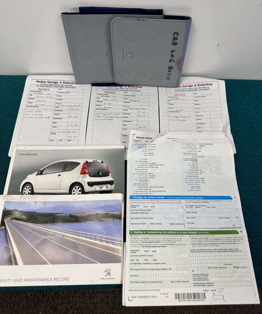 2011 PEUGEOT 107 2011 PEUGEOT 107