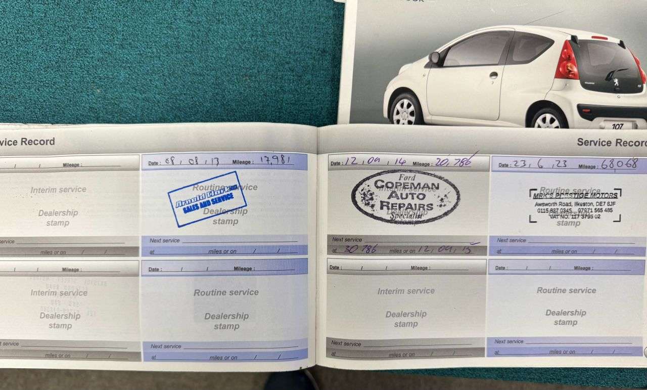 2011 PEUGEOT 107 2011 PEUGEOT 107