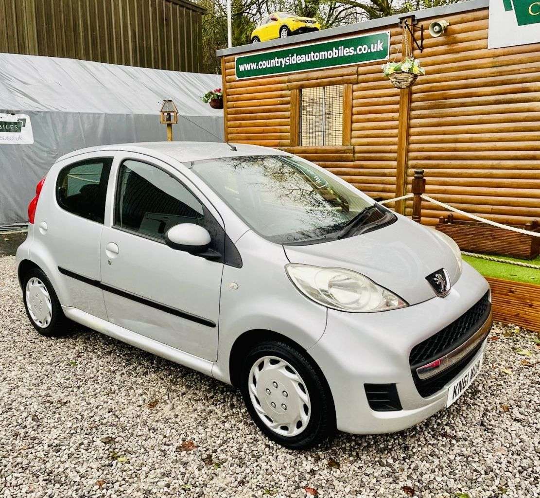 Check out this Peugeot 107 2011 Petrol Manual