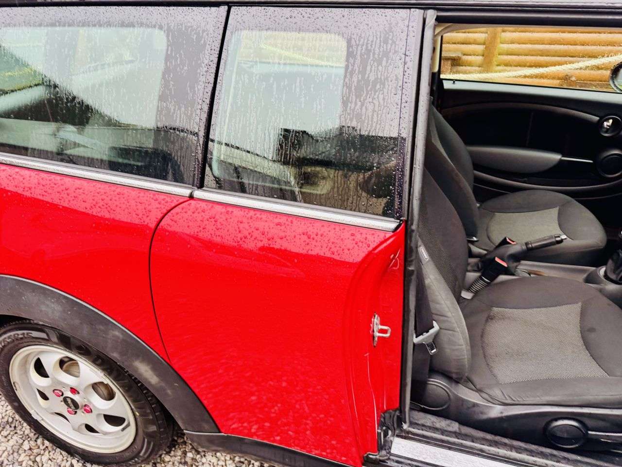 2011 MINI CLUBMAN 2011 MINI CLUBMAN