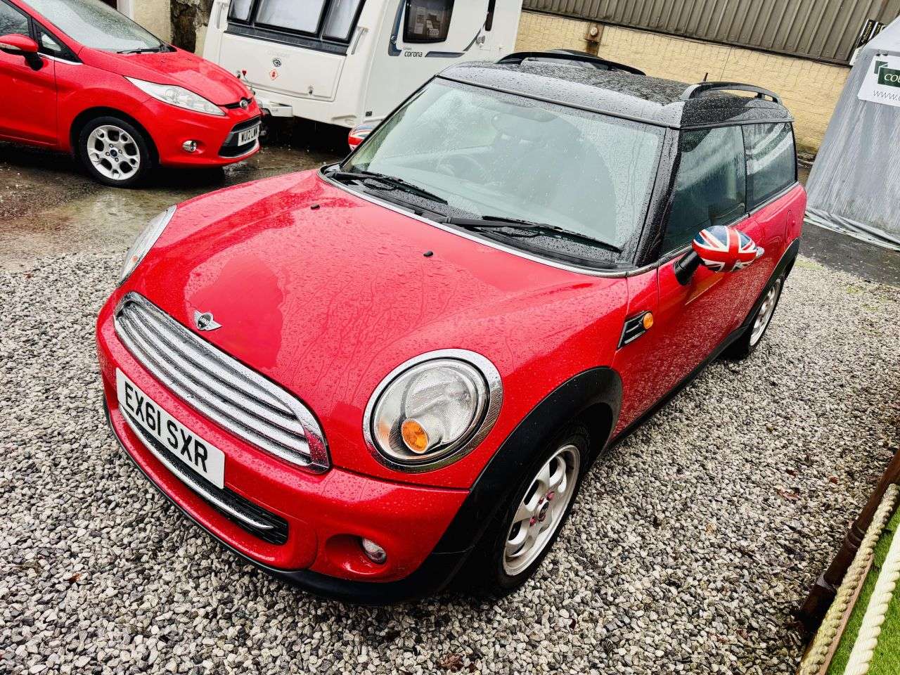 2011 MINI CLUBMAN 2011 MINI CLUBMAN