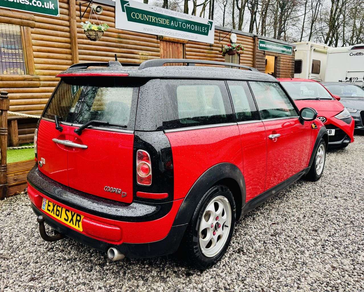 2011 MINI CLUBMAN 2011 MINI CLUBMAN