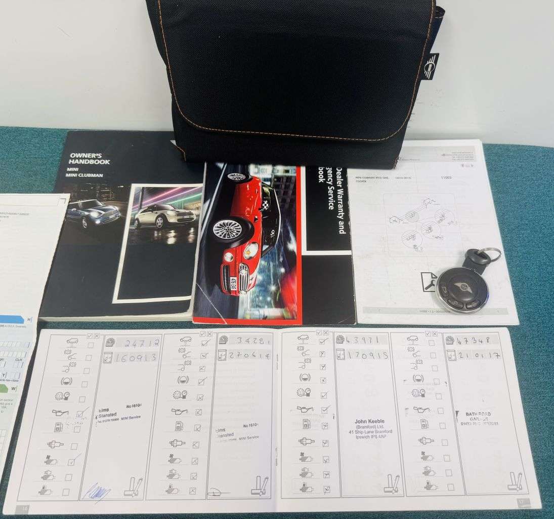 2011 MINI CLUBMAN 2011 MINI CLUBMAN