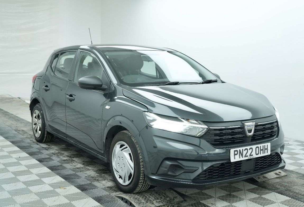 A 2022 DACIA SANDERO 1.0 TCe Essential Hatchback 5dr Bi Fuel Manual Euro 6 (s/s) (100 ps) BI FUE A 2022 DACIA SANDERO 1.0 TCe Essential Hatchback 5dr Bi Fuel Manual Euro 6 (s/s) (100 ps) BI FUE