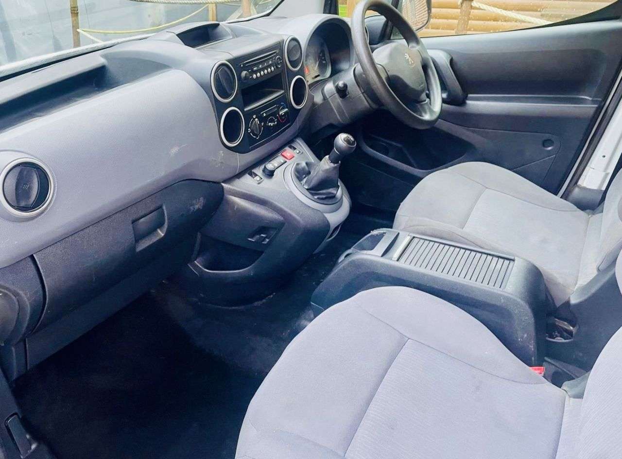 2014 PEUGEOT PARTNER 2014 PEUGEOT PARTNER