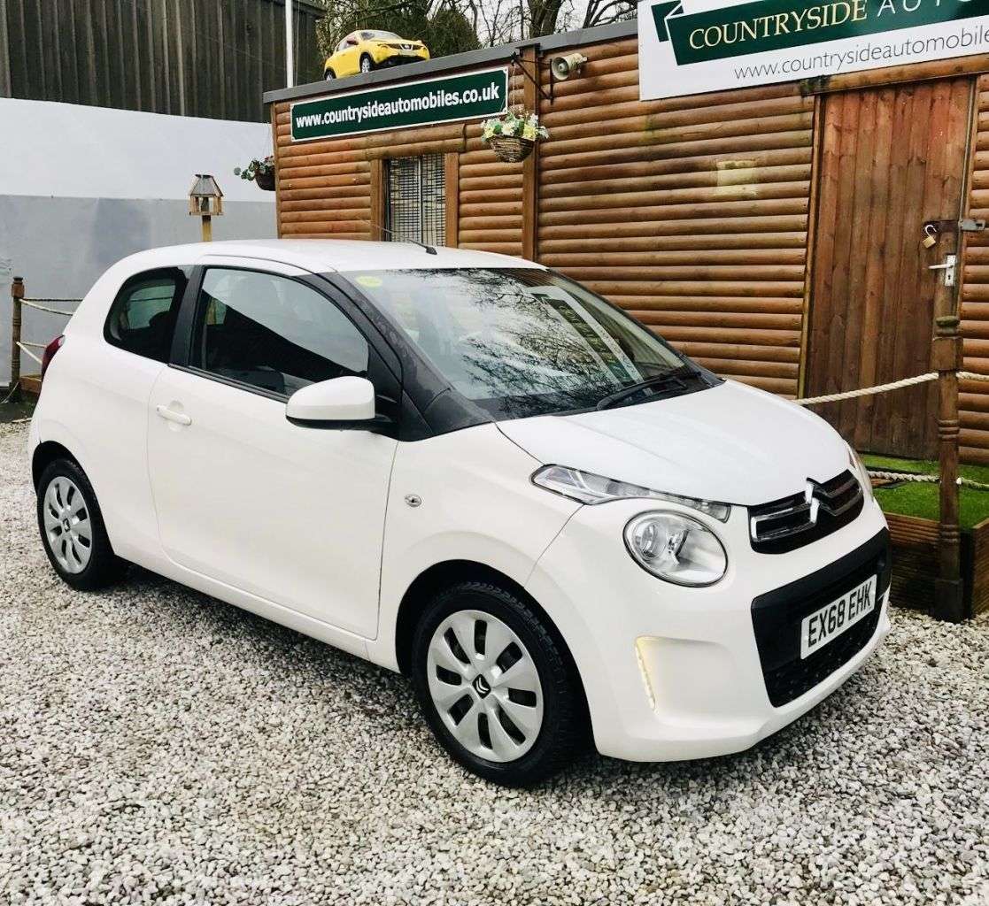 A 2018 CITROEN C1 1.0 VTi Feel Hatchback 3dr Petrol Manual Euro 6 (72 ps) PREVIUOS REPAIR CAT A 2018 CITROEN C1 1.0 VTi Feel Hatchback 3dr Petrol Manual Euro 6 (72 ps) PREVIUOS REPAIR CAT