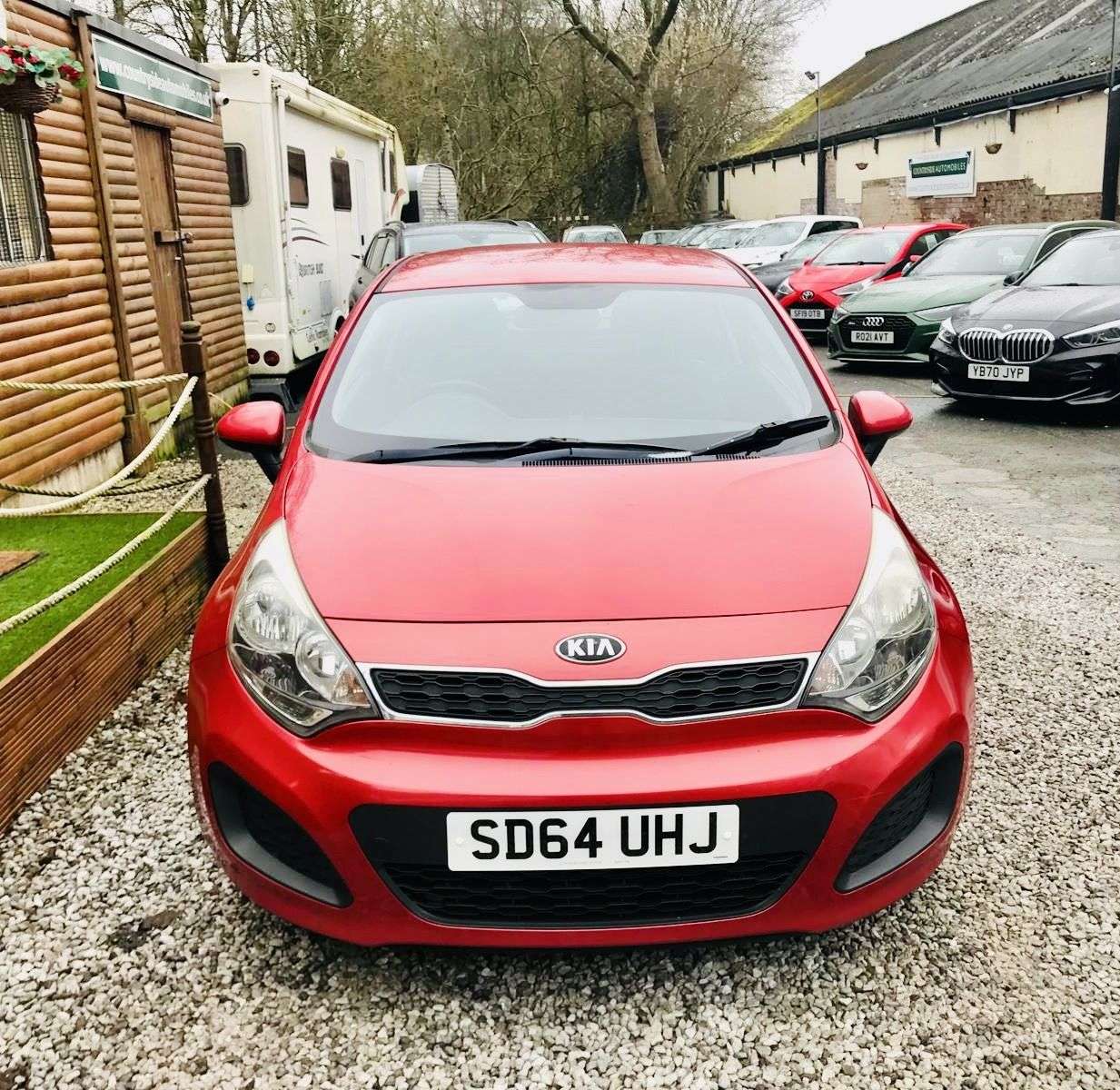 A 2015 KIA RIO 1.25 VR7 Hatchback 3dr Petrol Manual Euro 5 (84 bhp) FULL SERVICE AND NEW M A 2015 KIA RIO 1.25 VR7 Hatchback 3dr Petrol Manual Euro 5 (84 bhp) FULL SERVICE AND NEW M