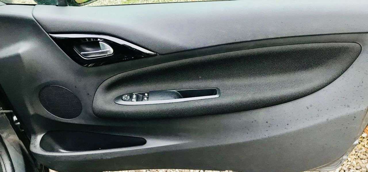 2015 DS AUTOMOBILES DS 3 2015 DS AUTOMOBILES DS 3