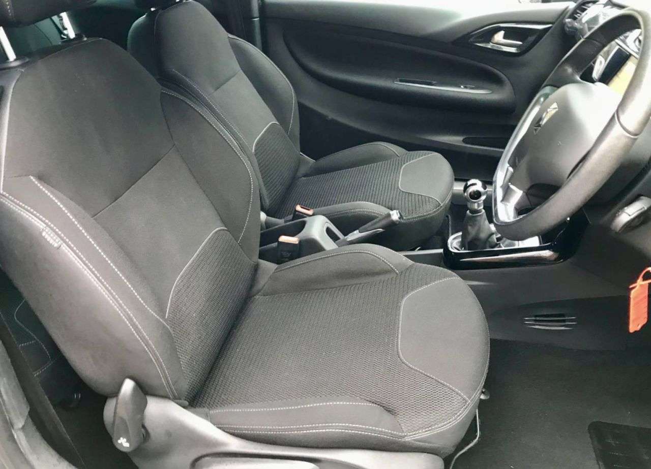 2015 DS AUTOMOBILES DS 3 2015 DS AUTOMOBILES DS 3