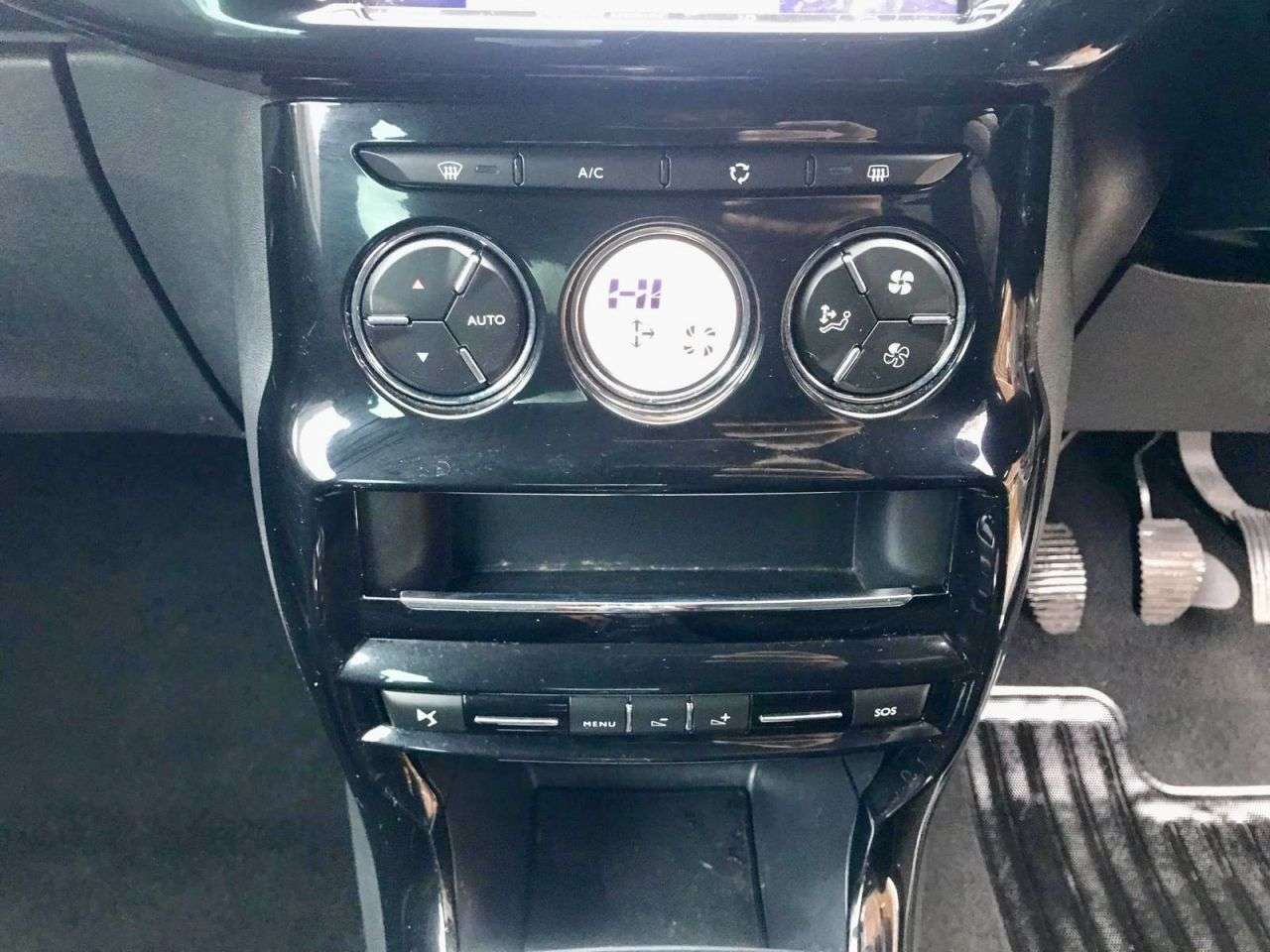 2015 DS AUTOMOBILES DS 3 2015 DS AUTOMOBILES DS 3