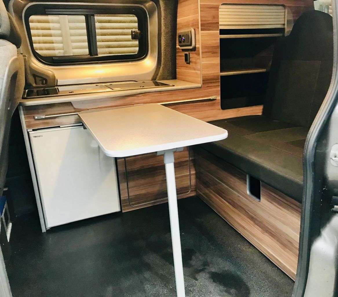 2009 NISSAN NV200 2009 NISSAN NV200