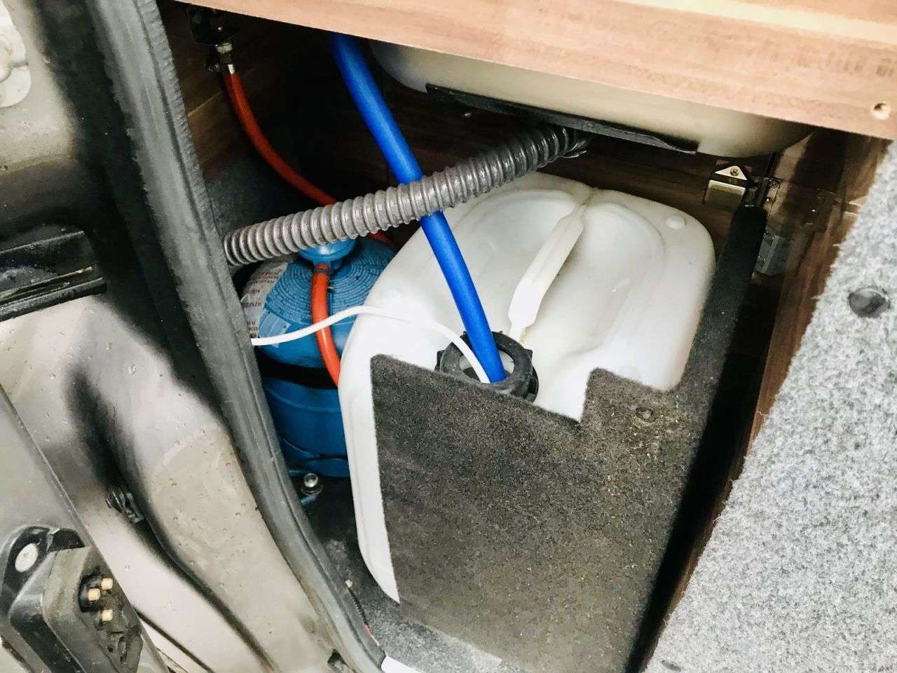 2009 NISSAN NV200 2009 NISSAN NV200