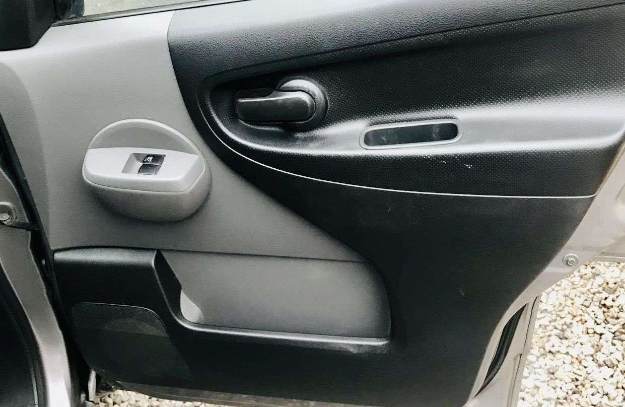 2009 NISSAN NV200 2009 NISSAN NV200