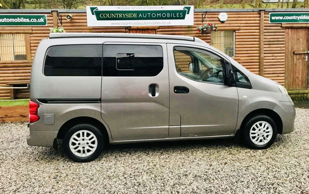 2009 NISSAN NV200 2009 NISSAN NV200