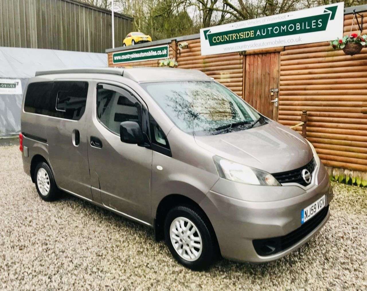 2009 NISSAN NV200 2009 NISSAN NV200