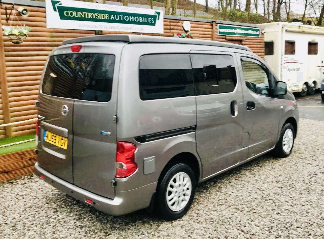 2009 NISSAN NV200 2009 NISSAN NV200