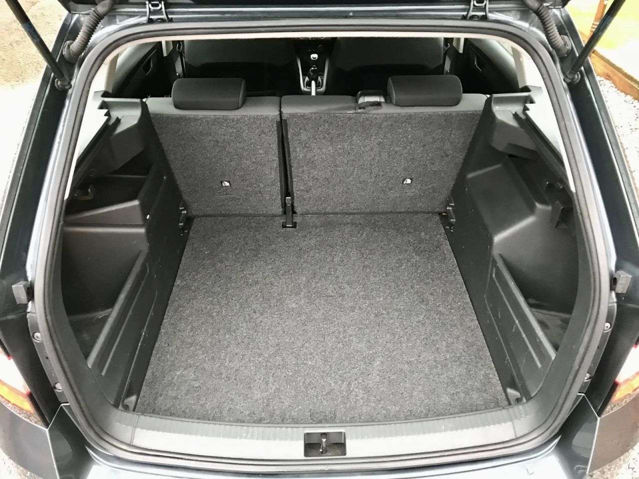 2016 SKODA FABIA 2016 SKODA FABIA