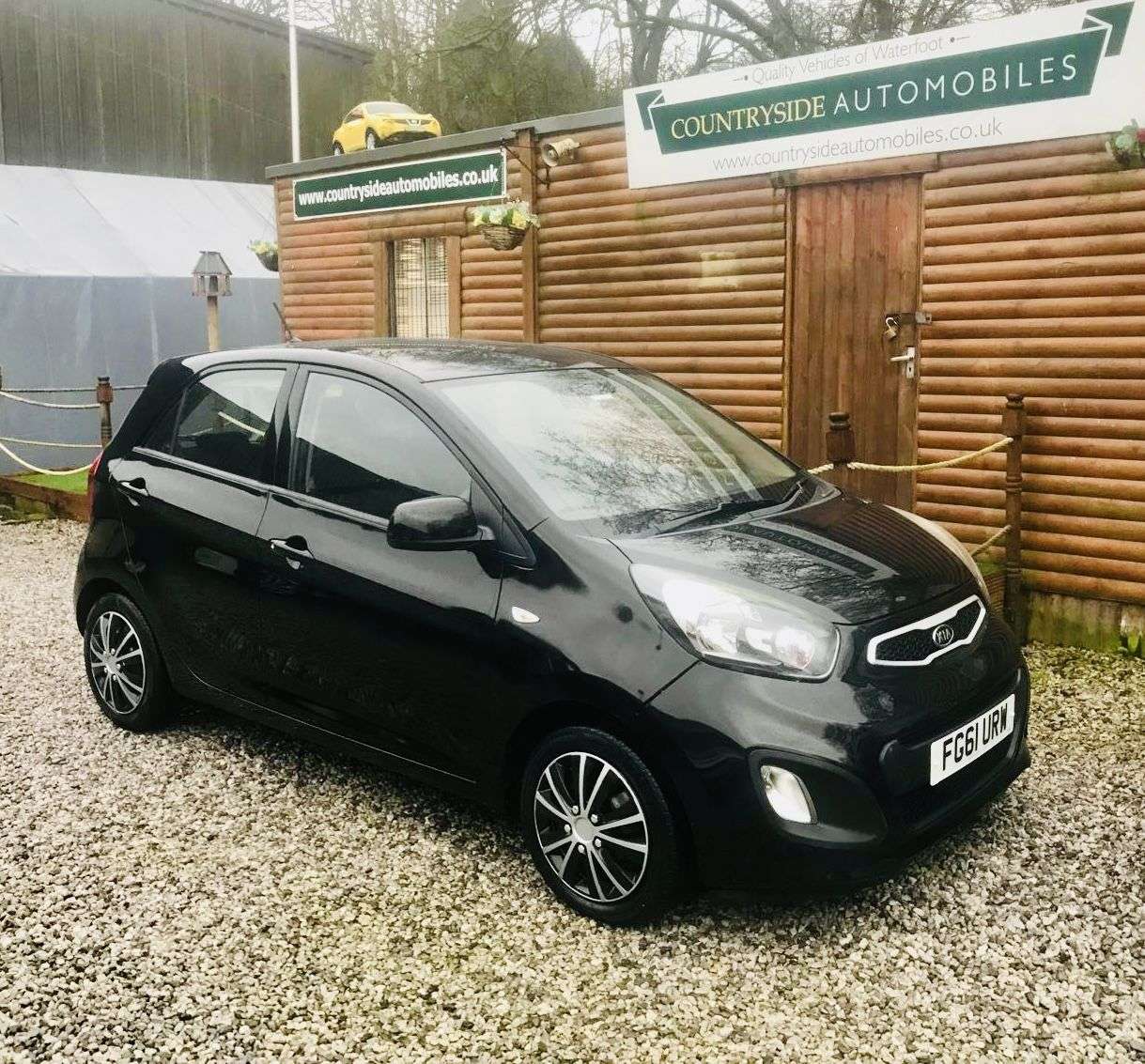 A 2011 KIA PICANTO 1.0 1 Air Hatchback 5dr Petrol Manual Euro 5 (68 bhp) NEW MOT # LOW INSURAN A 2011 KIA PICANTO 1.0 1 Air Hatchback 5dr Petrol Manual Euro 5 (68 bhp) NEW MOT # LOW INSURAN