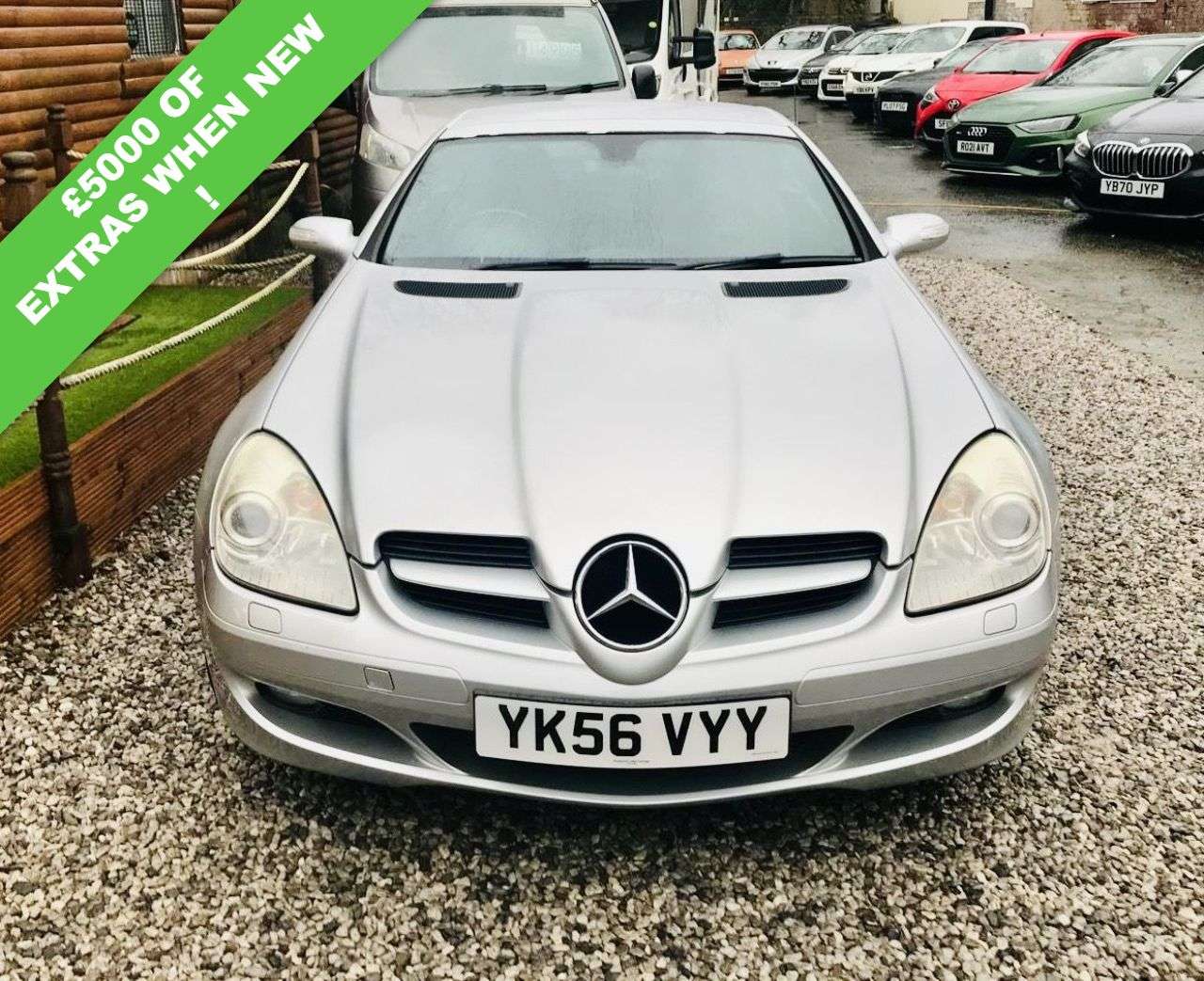 A 2006 MERCEDES SLK 350 A 2006 MERCEDES SLK 350