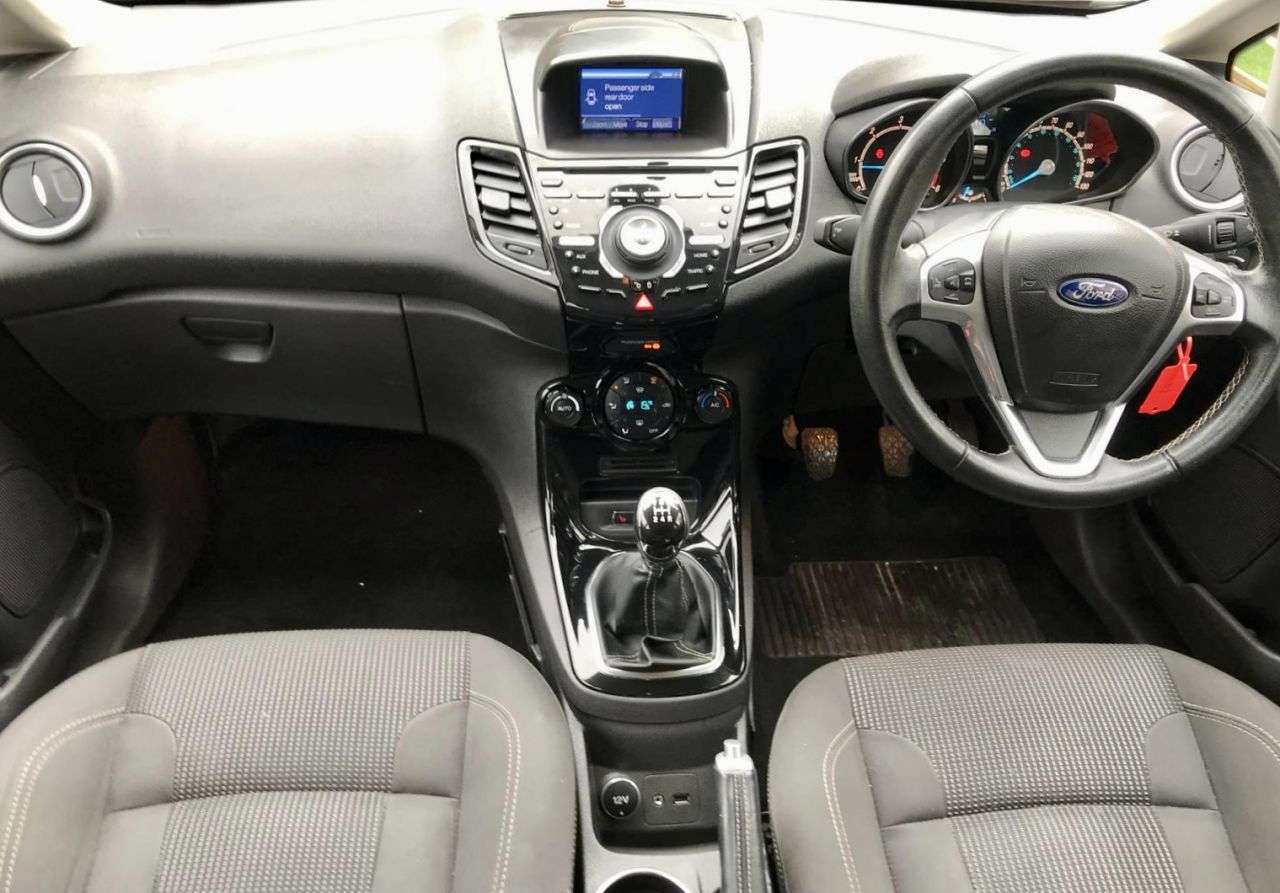 2015 FORD FIESTA 2015 FORD FIESTA