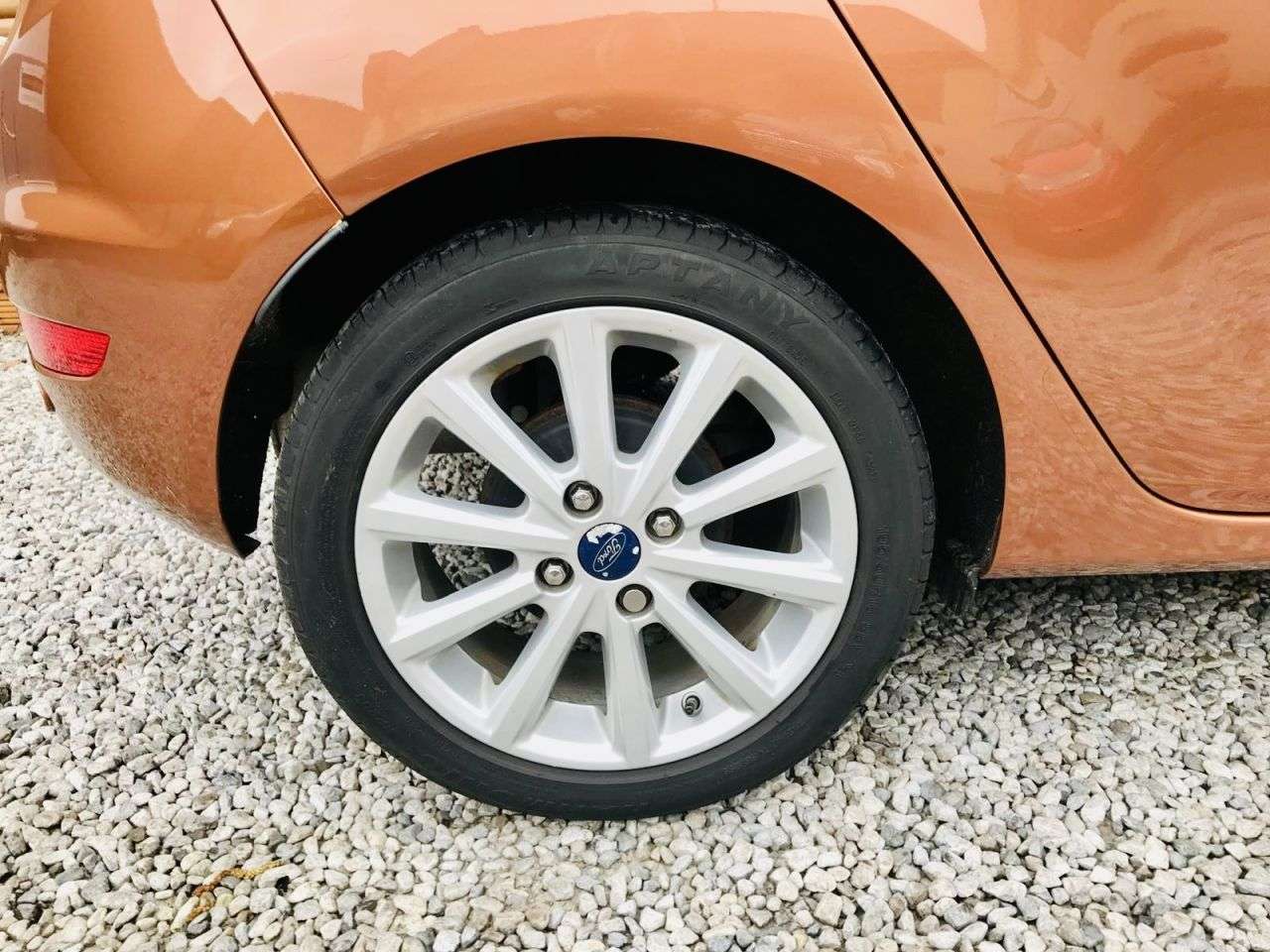 2015 FORD FIESTA 2015 FORD FIESTA