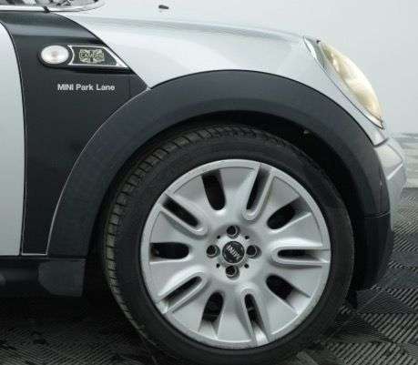 2009 MINI HATCH 2009 MINI HATCH