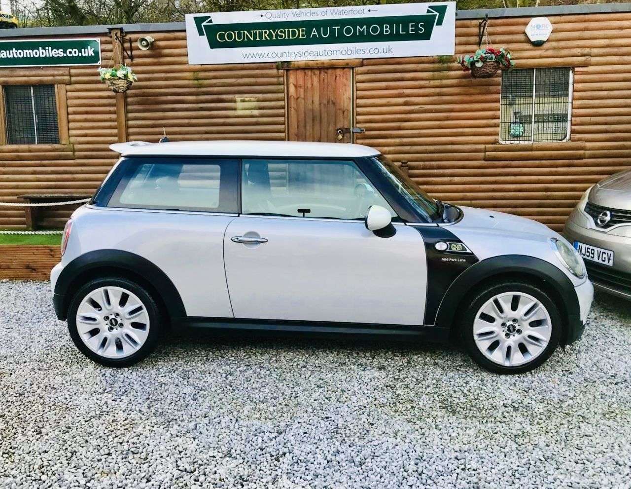 2009 MINI HATCH 2009 MINI HATCH