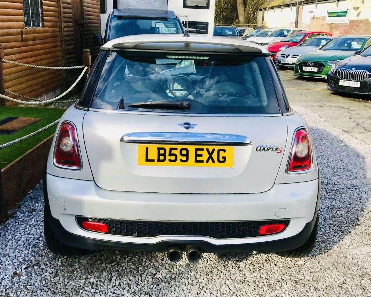 2009 MINI HATCH 2009 MINI HATCH