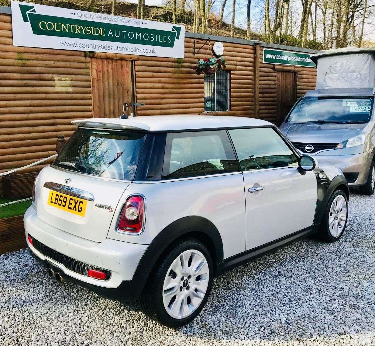 2009 MINI HATCH 2009 MINI HATCH