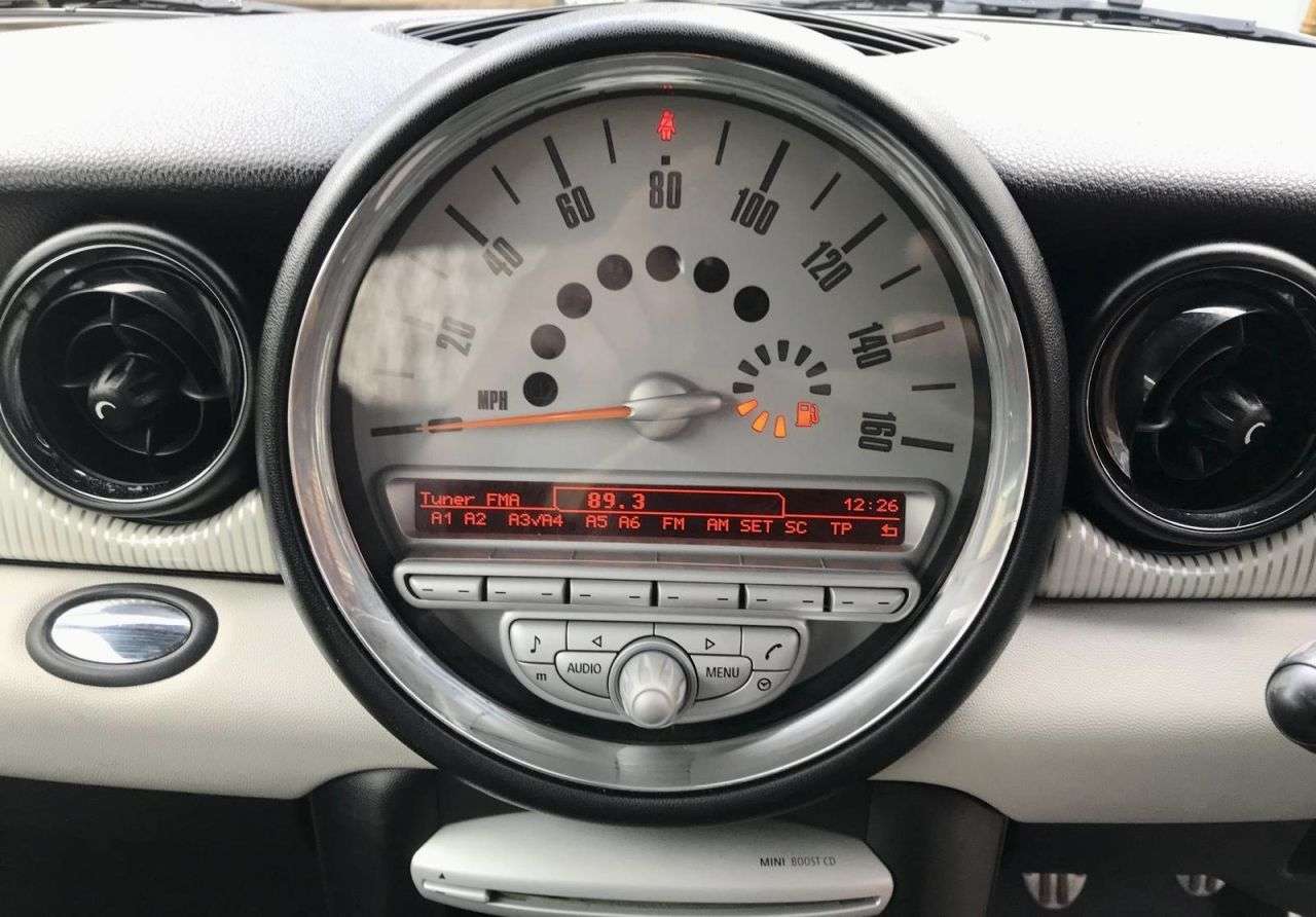 2009 MINI HATCH 2009 MINI HATCH