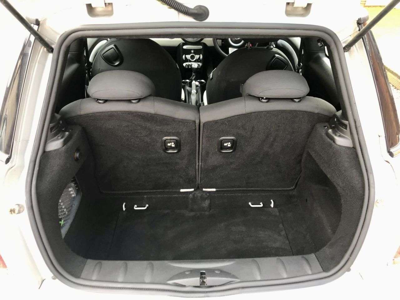 2009 MINI HATCH 2009 MINI HATCH