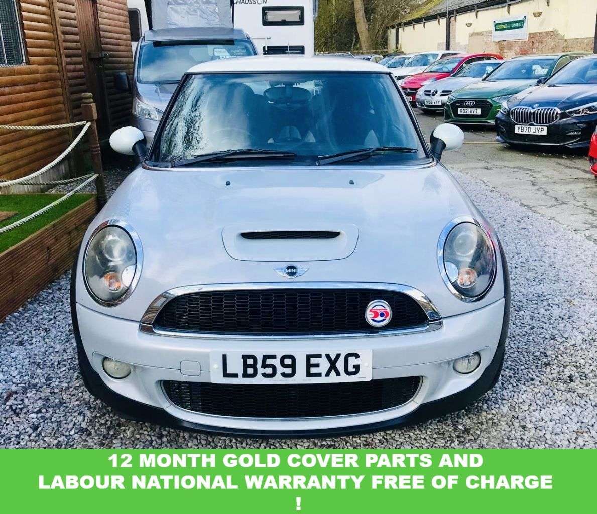 A 2009 MINI HATCH 1.6 Cooper S Camden Hatchback 3dr Petrol Manual Euro 5 (175 ps) FINE WHITE A 2009 MINI HATCH 1.6 Cooper S Camden Hatchback 3dr Petrol Manual Euro 5 (175 ps) FINE WHITE