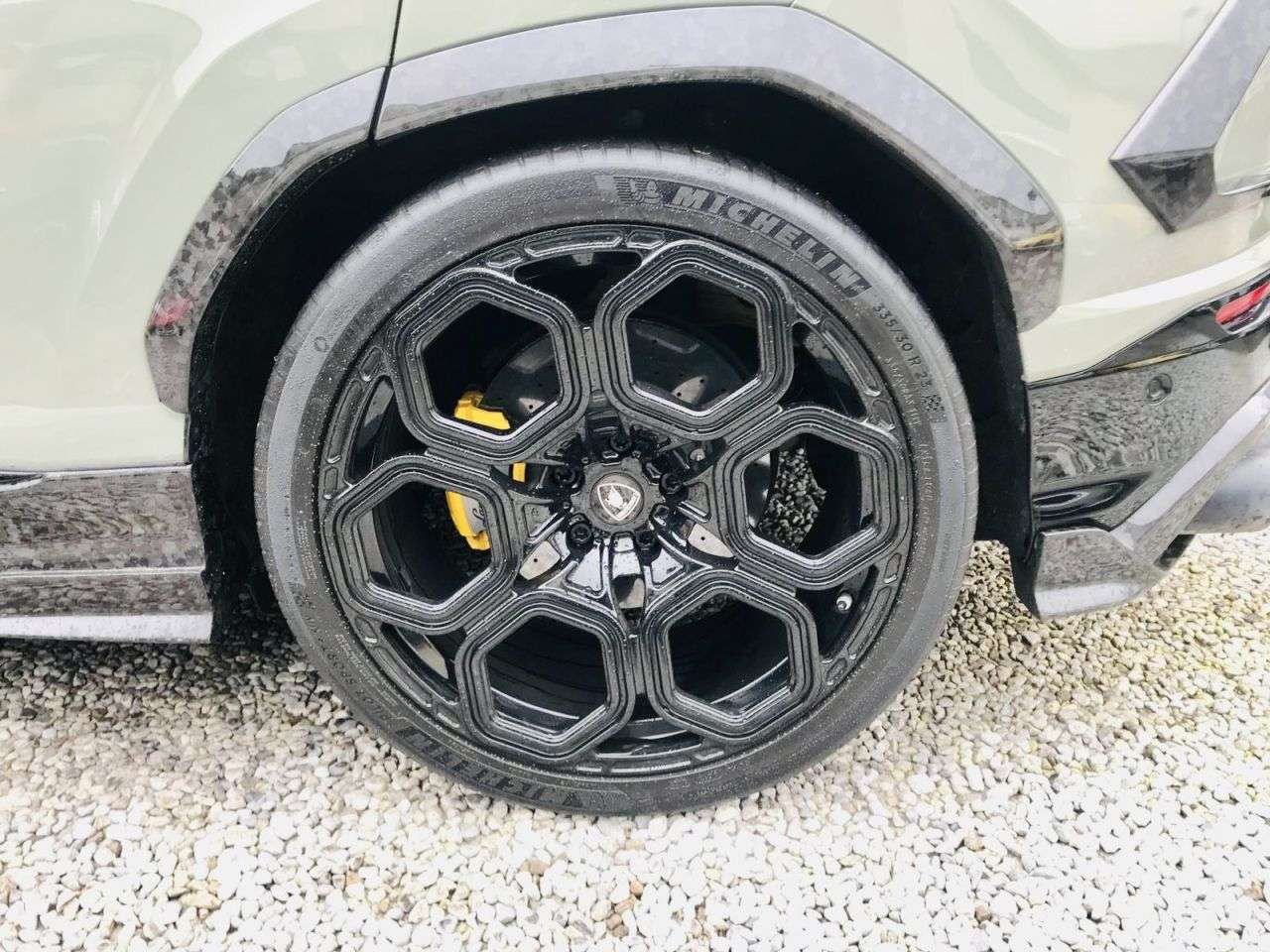 2020 LAMBORGHINI URUS 2020 LAMBORGHINI URUS