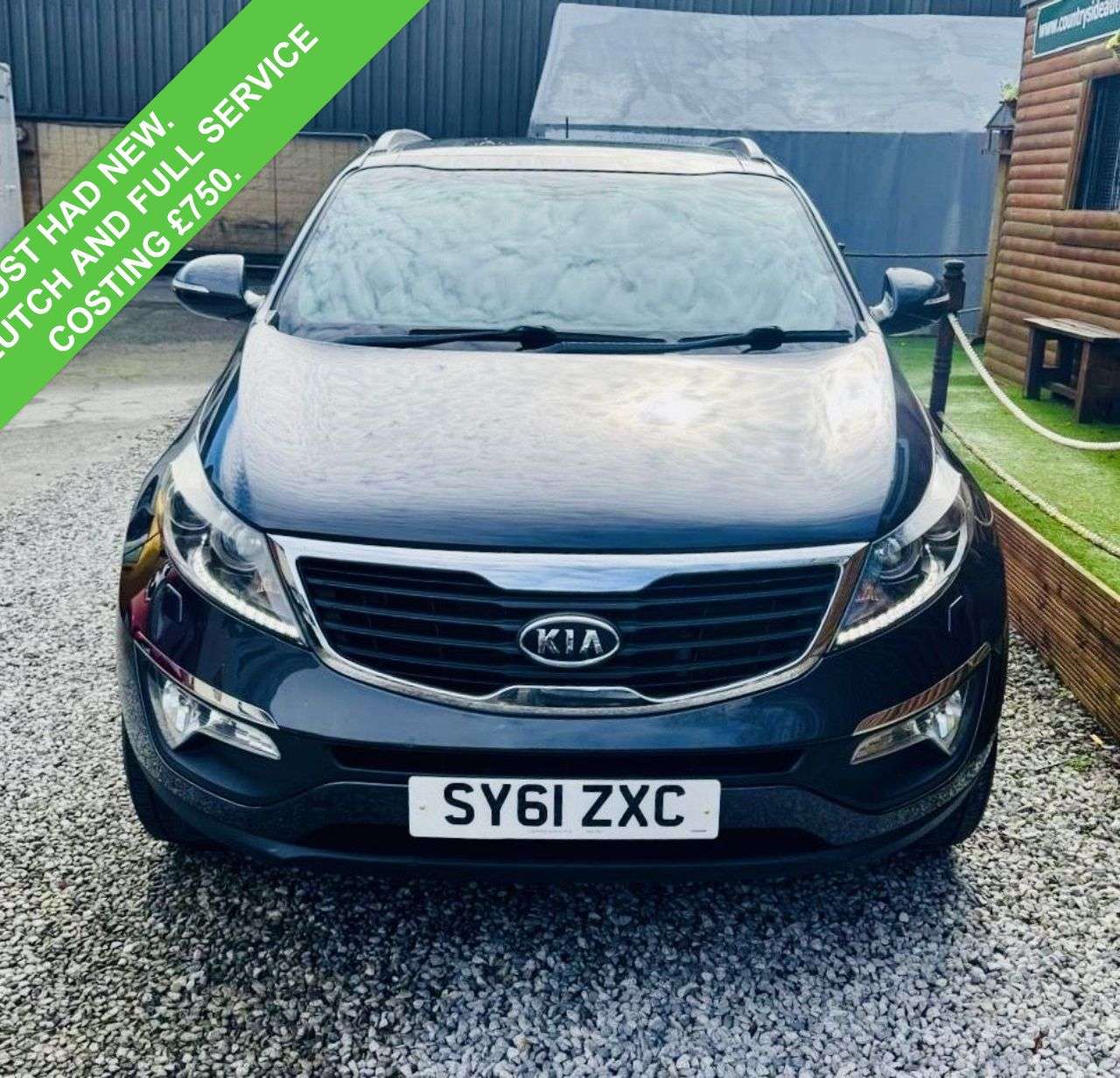 A 2012 KIA SPORTAGE 2.0 CRDi KX-3 SUV 5dr Diesel Manual AWD Euro 5 (134 bhp) FULL SERVICE HISTO A 2012 KIA SPORTAGE 2.0 CRDi KX-3 SUV 5dr Diesel Manual AWD Euro 5 (134 bhp) FULL SERVICE HISTO