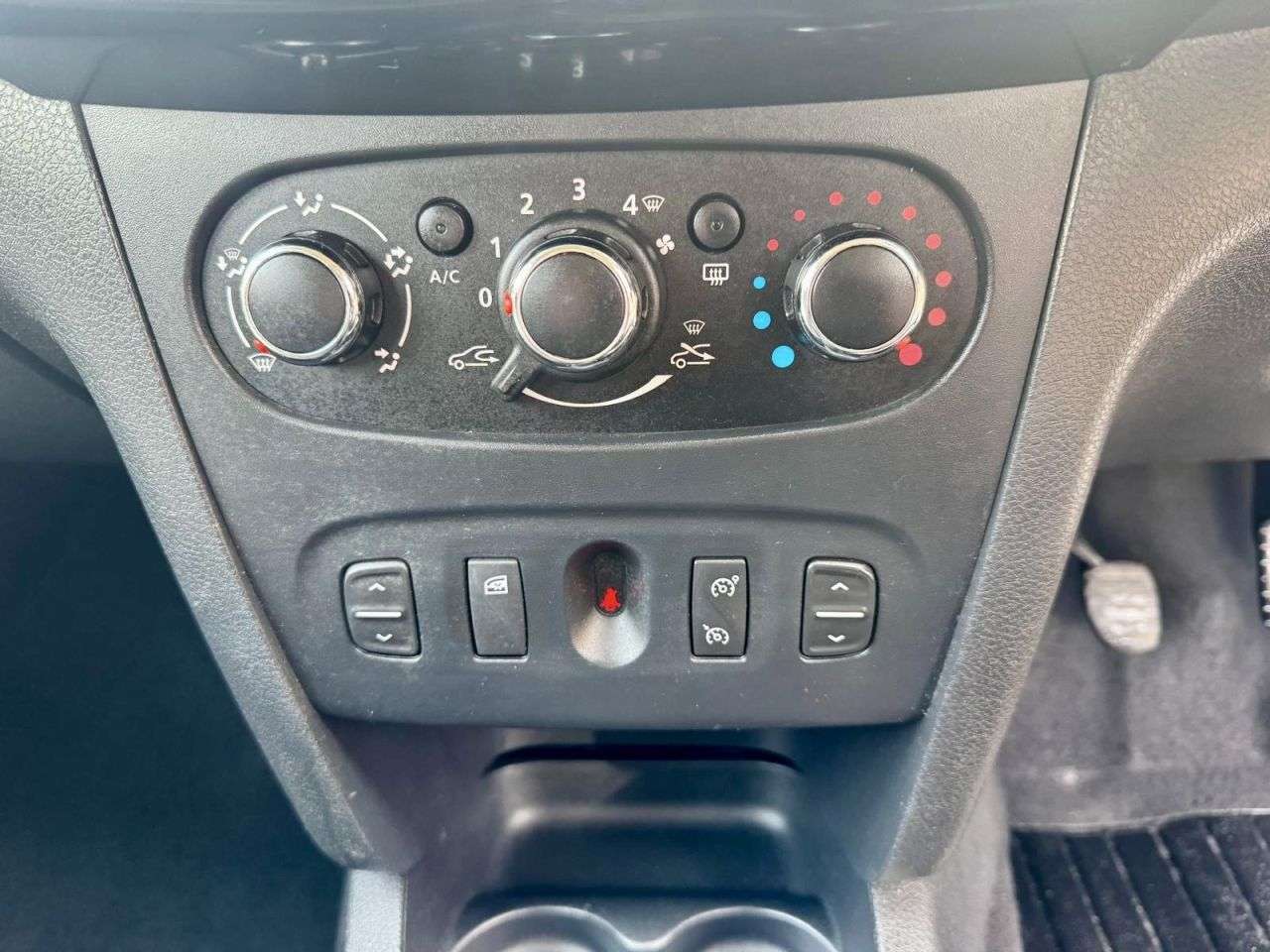 2015 DACIA SANDERO 2015 DACIA SANDERO