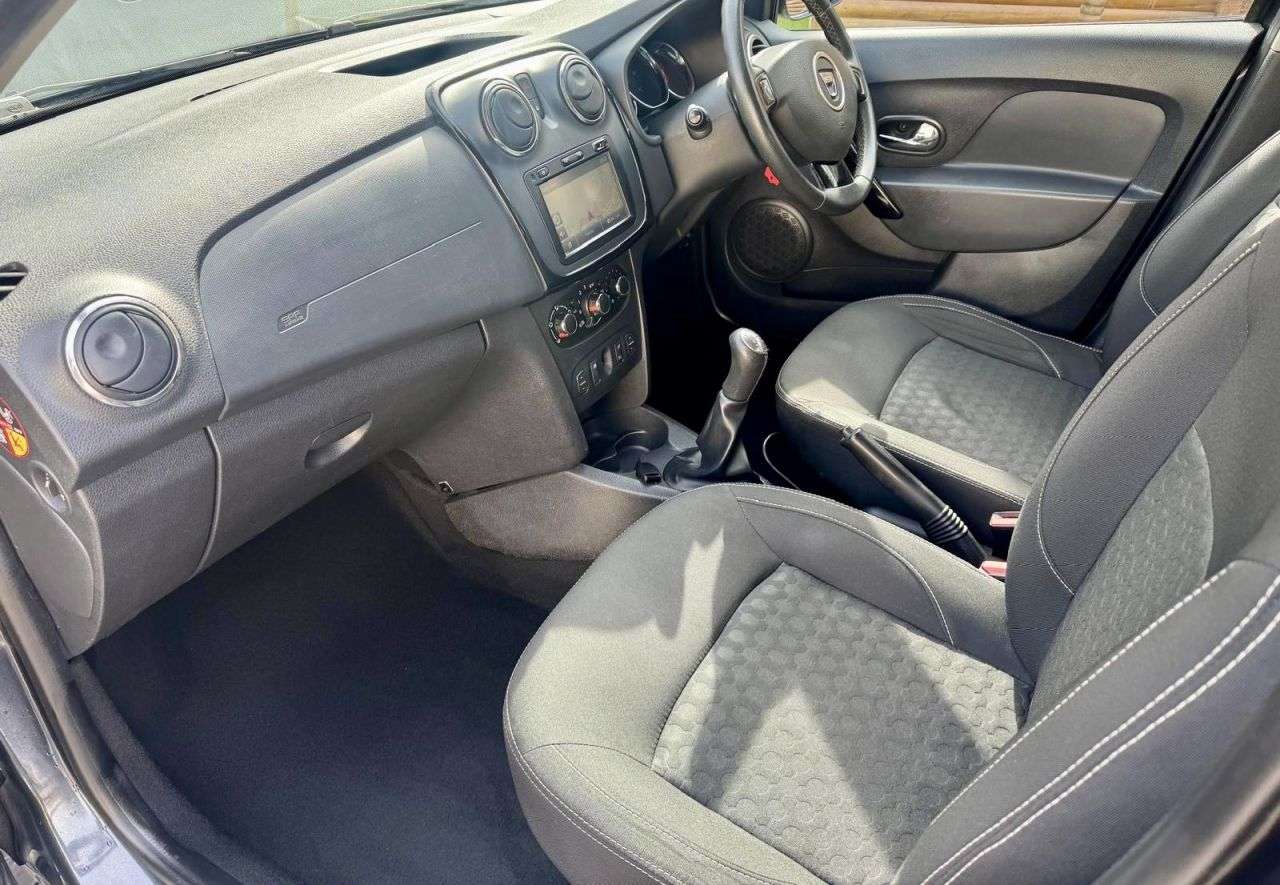 2015 DACIA SANDERO 2015 DACIA SANDERO