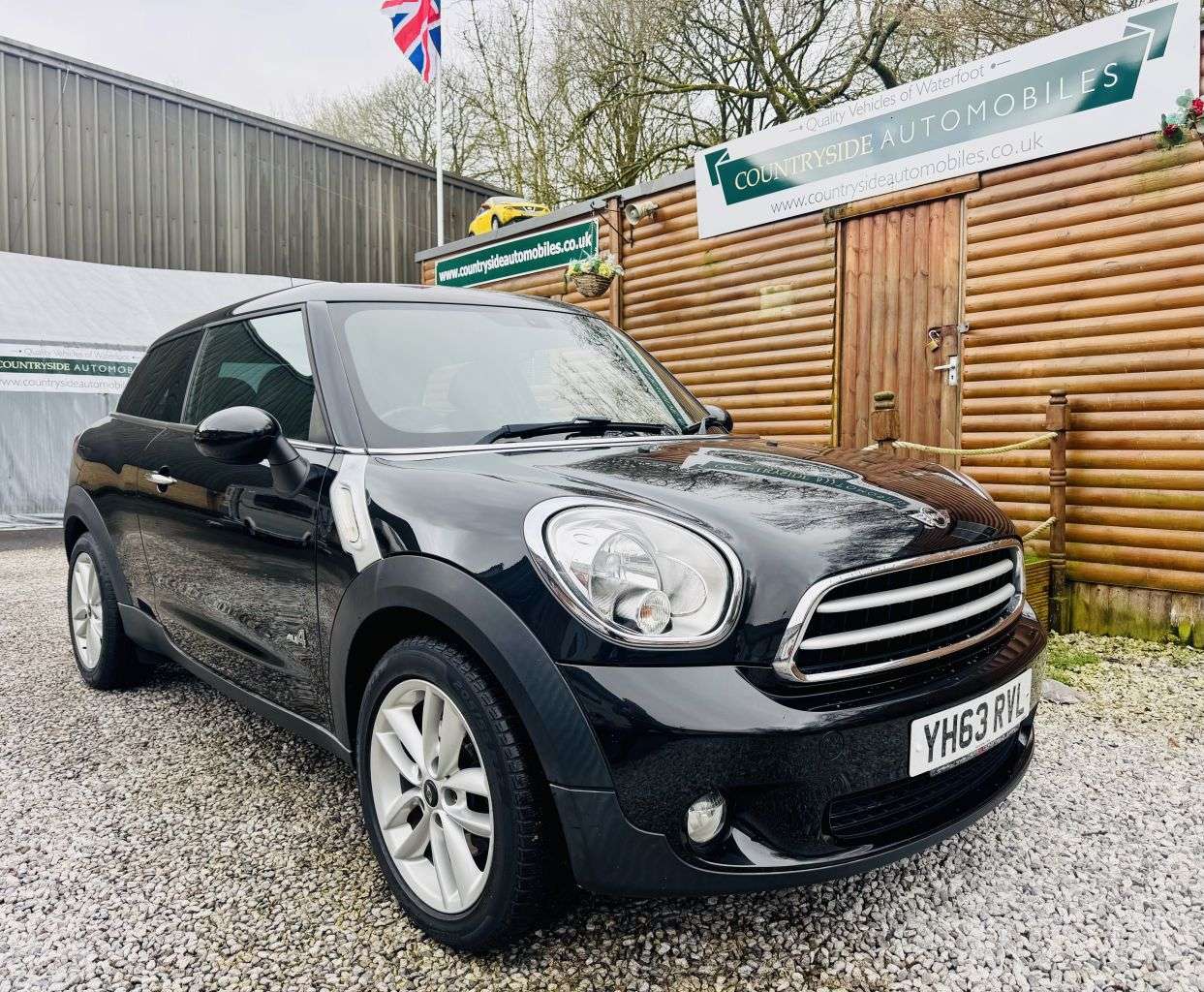 A 2013 MINI COOPER 2.0 Cooper D SUV 3dr Diesel Auto ALL4 Euro 5 (112 ps) 4 WHEEL DRIVE # SAT N A 2013 MINI COOPER 2.0 Cooper D SUV 3dr Diesel Auto ALL4 Euro 5 (112 ps) 4 WHEEL DRIVE # SAT N