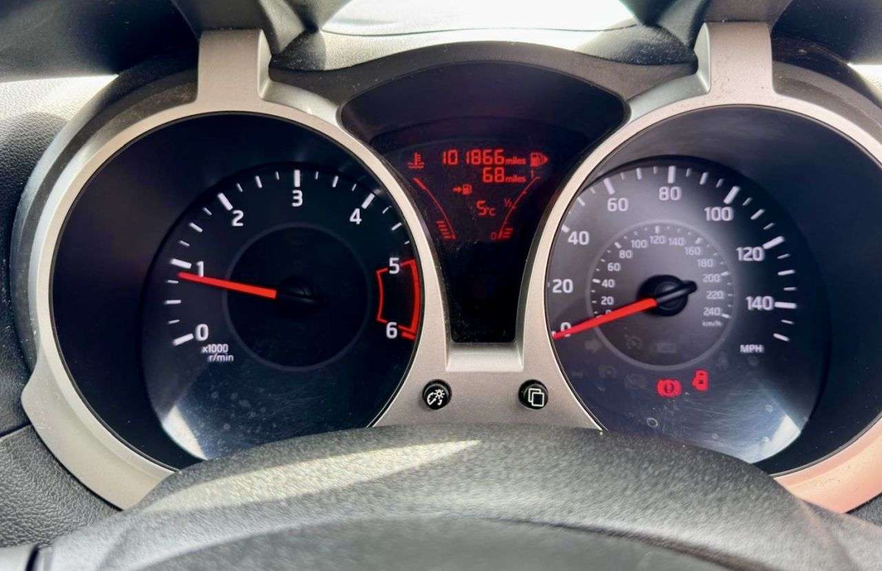 2015 NISSAN JUKE 2015 NISSAN JUKE