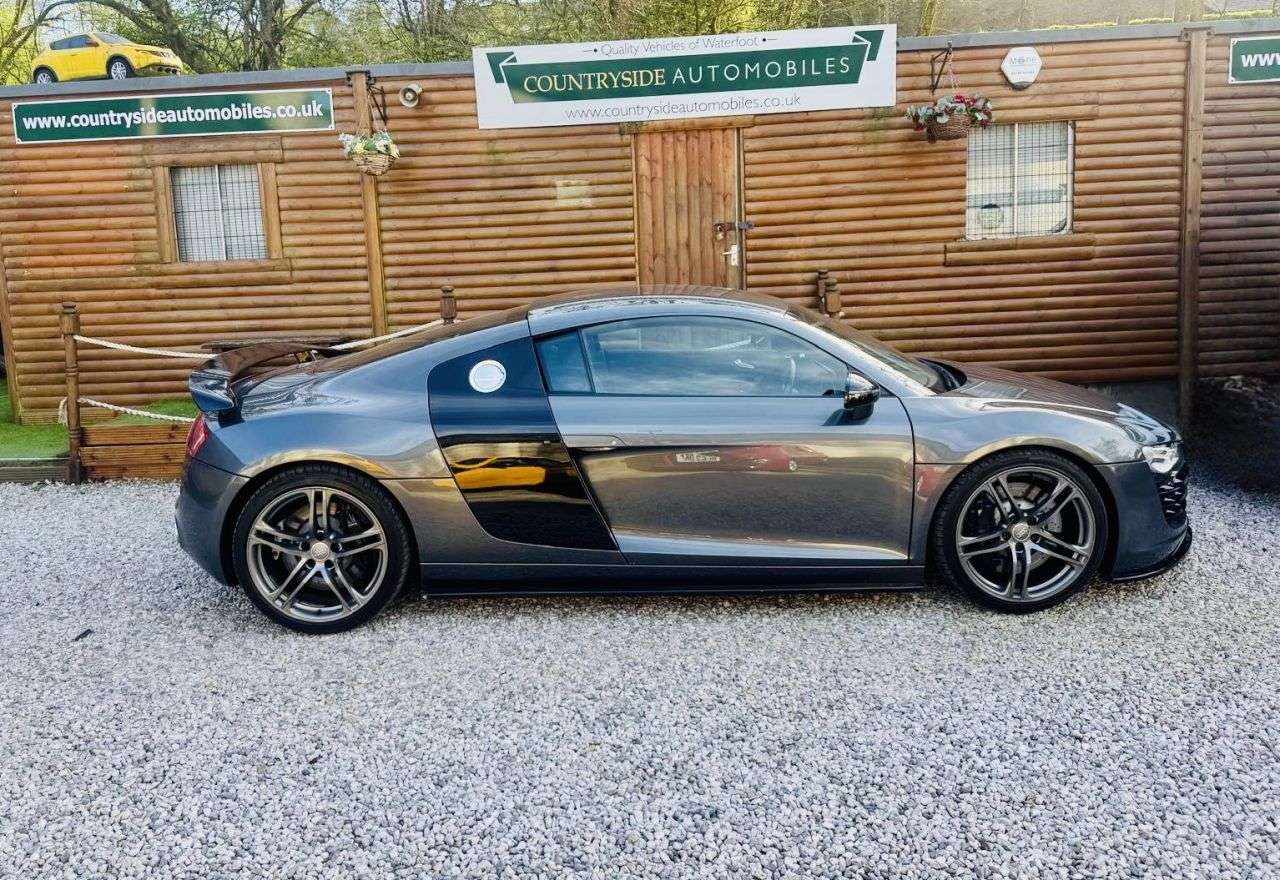 2008 AUDI R8 2008 AUDI R8
