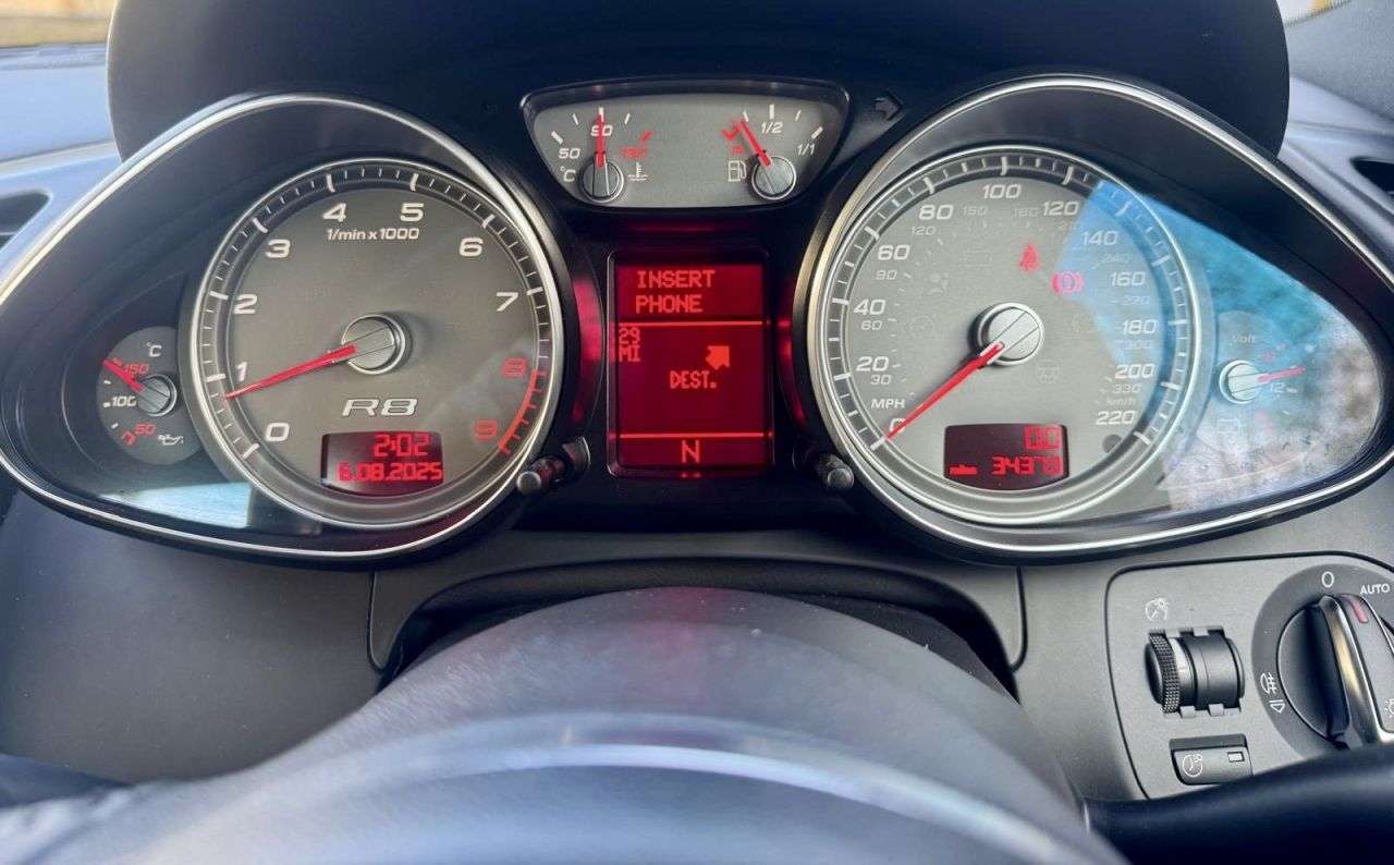 2008 AUDI R8 2008 AUDI R8